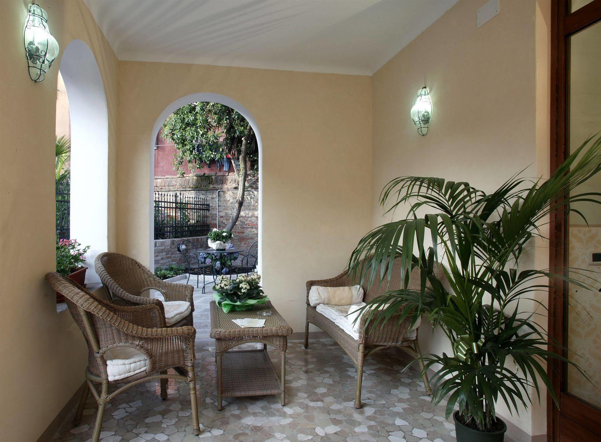 Bed and Breakfast Ca' San Rocco Venedig Exterior foto